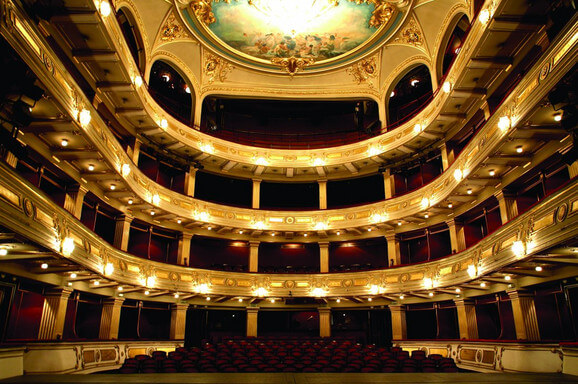 Molina Udovički Fotez Narodno pozorište