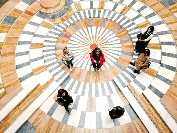 Šta kustosiranje može/treba da bude