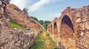 Mitropolijski dvor Kalemegdanu