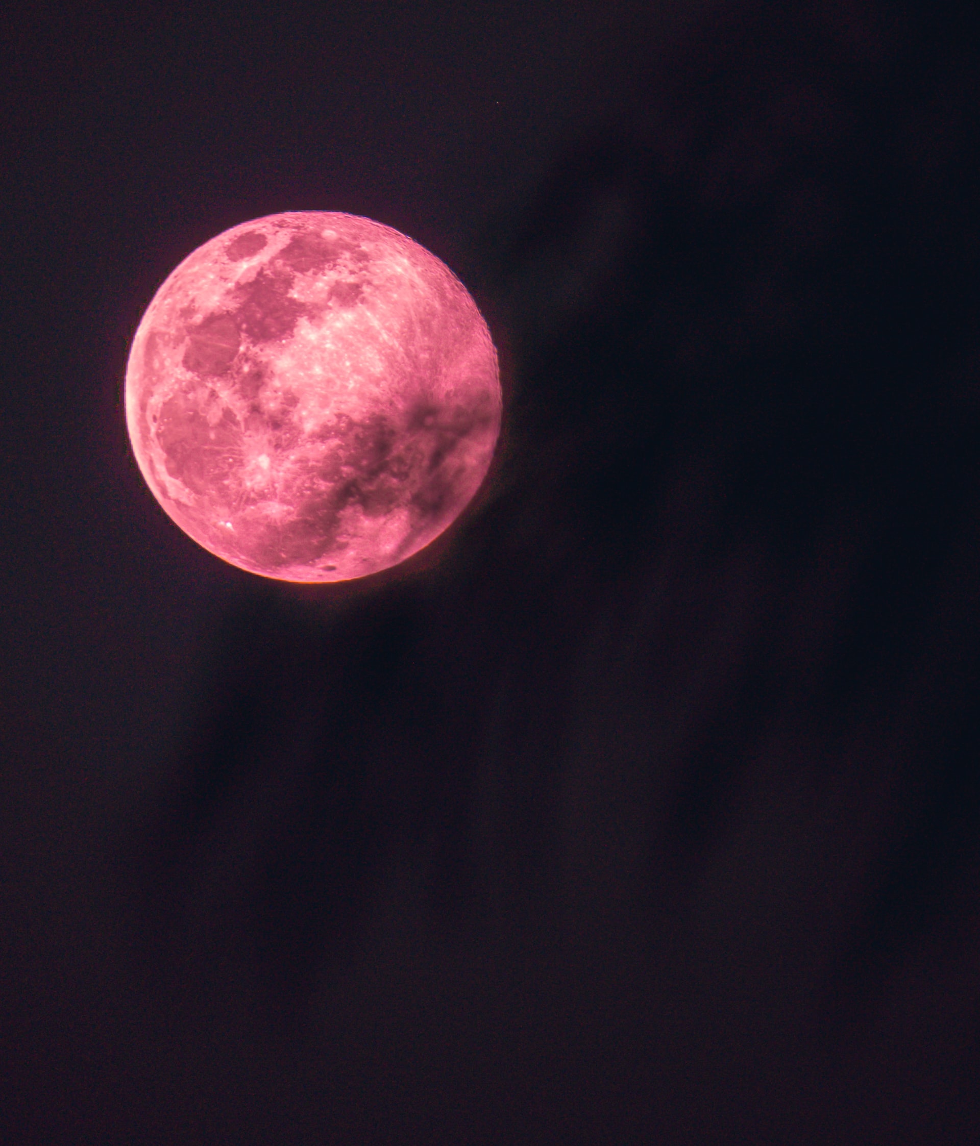 ružičasti mesec
