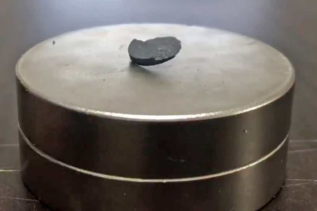 LK-99 superprovodnik